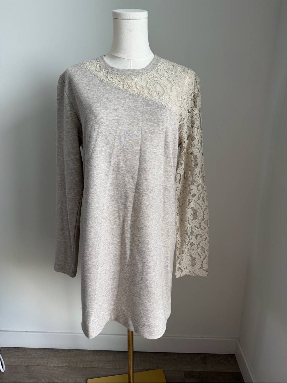 BCBG Women's Beige Lace-Sleeve Tunic Dress